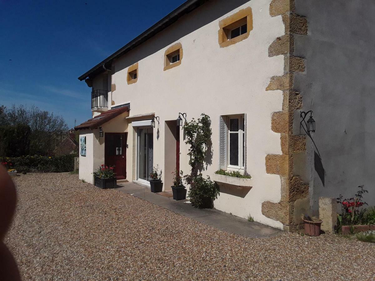 Escampette Hotel Saint-Aubin-en-Charollais Exterior photo
